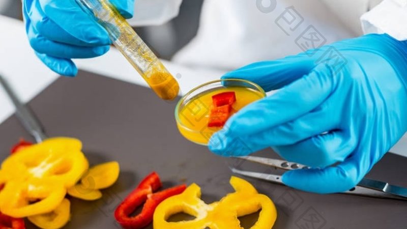 在解读进货价格表时，以下指标值得关注：